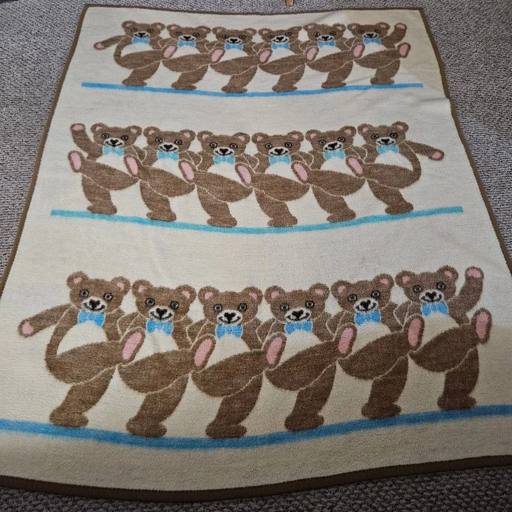 Vintage Biederlack Dancing Teddy Bear Blanket Fleece Reversible Brown Cream USA